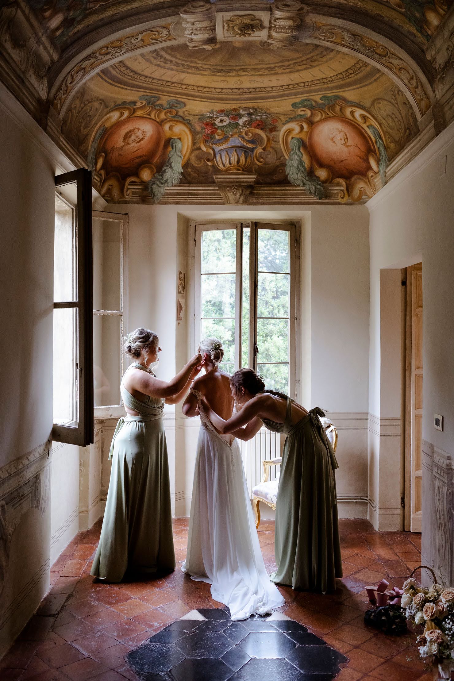 Luxury wedding in historical venue